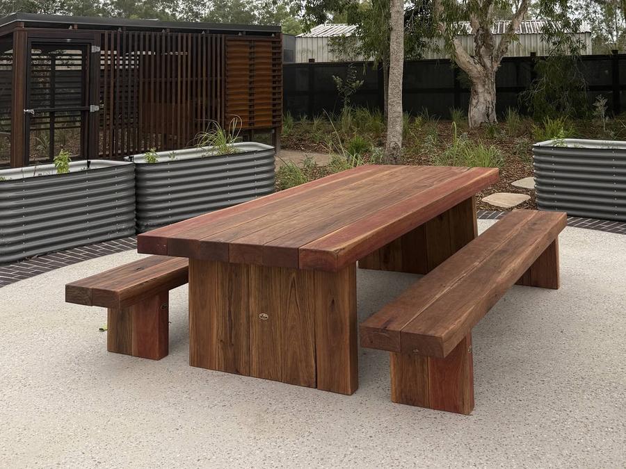 Outdoor Dining Sets