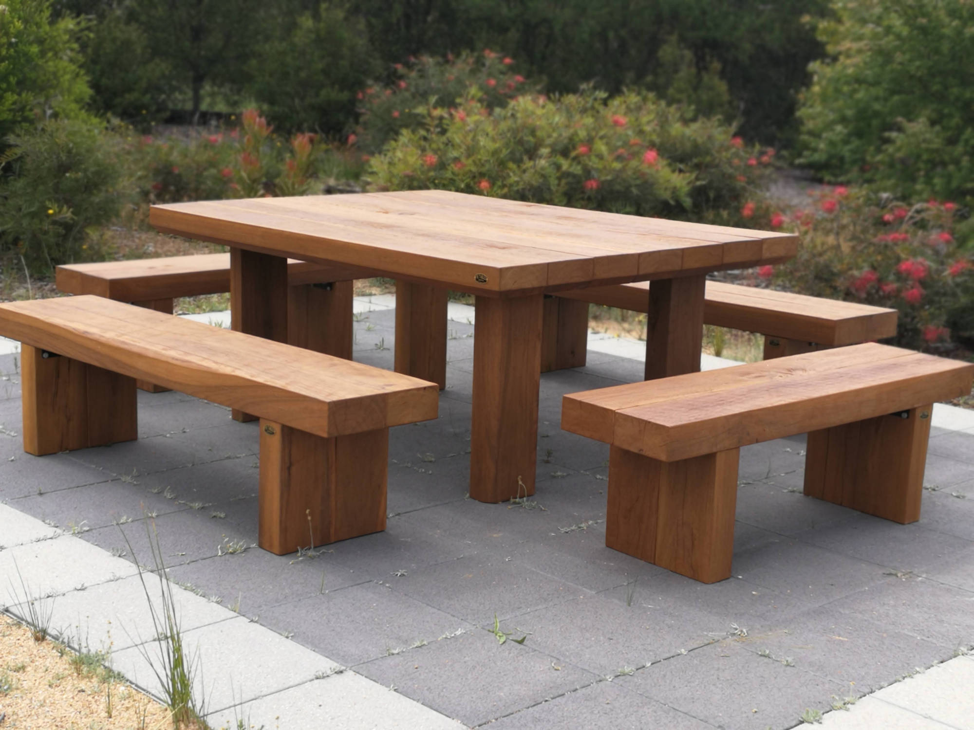 Iron Block Sleeper Picnic Table